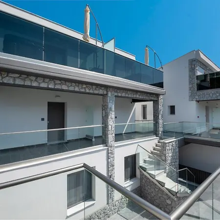 Alpe Luxury Penelope Collection