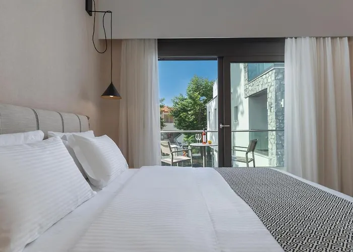 Alpe Luxury Penelope Collection Апарт-отель 4*