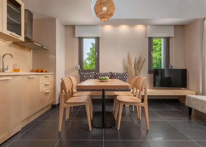 Alpe Luxury Penelope Collection Apartahotel 4*